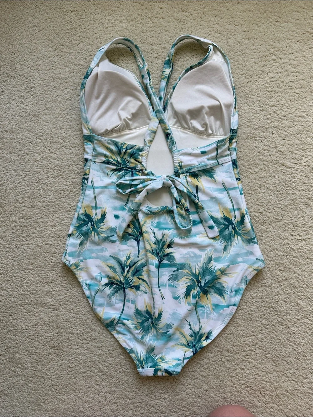 Women’s Bundle of 3 One-Piece Swimsuits, size Large - Picture 4 of 10